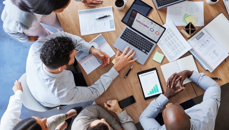 Improving Transparency with Clients Through Real-Time Software Updates